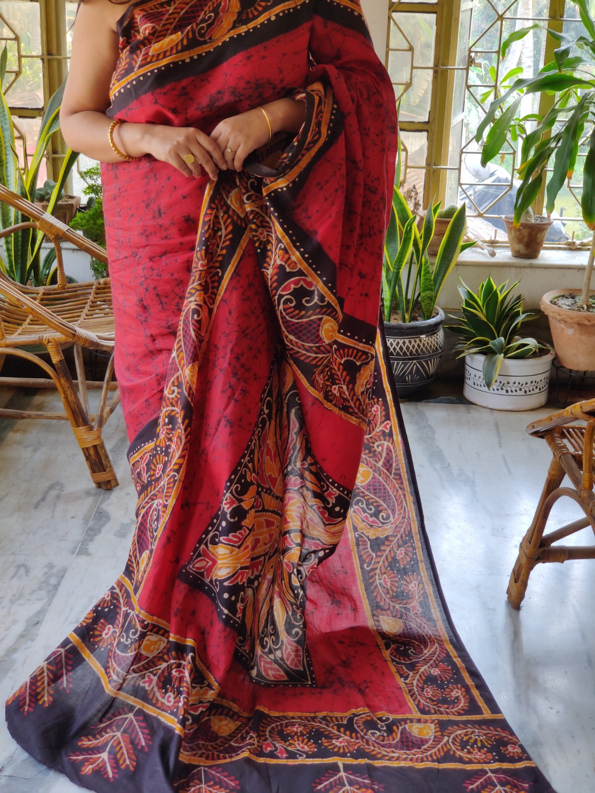 Crimson Red Hand Painted Batik Bishnupuri Pure Silk Saree – Craftyle