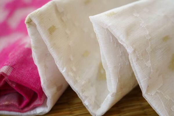 Authentic Jamdani Saree from Bangladesh - white and pink