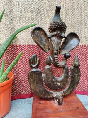 Metal Ganesh Murty with Wooden Stand