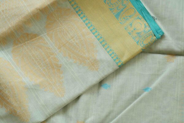 BLUE TANGAIL SAREE WITH GOLDEN AND BLUE PAAR. 100% Cotton .