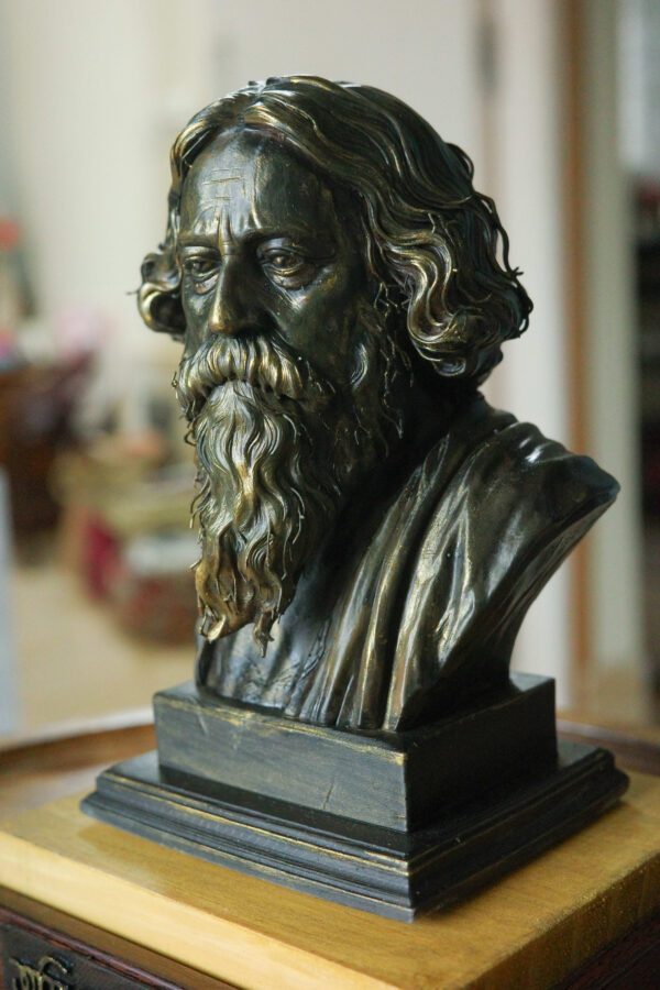 Rabindranath Tagore handcrafted collectible bust with bronze finish and wooden display base